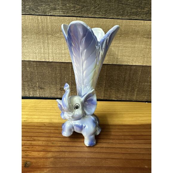 iridescent Elephant vase Purple Blue 7” Tall - Picture 1 of 8